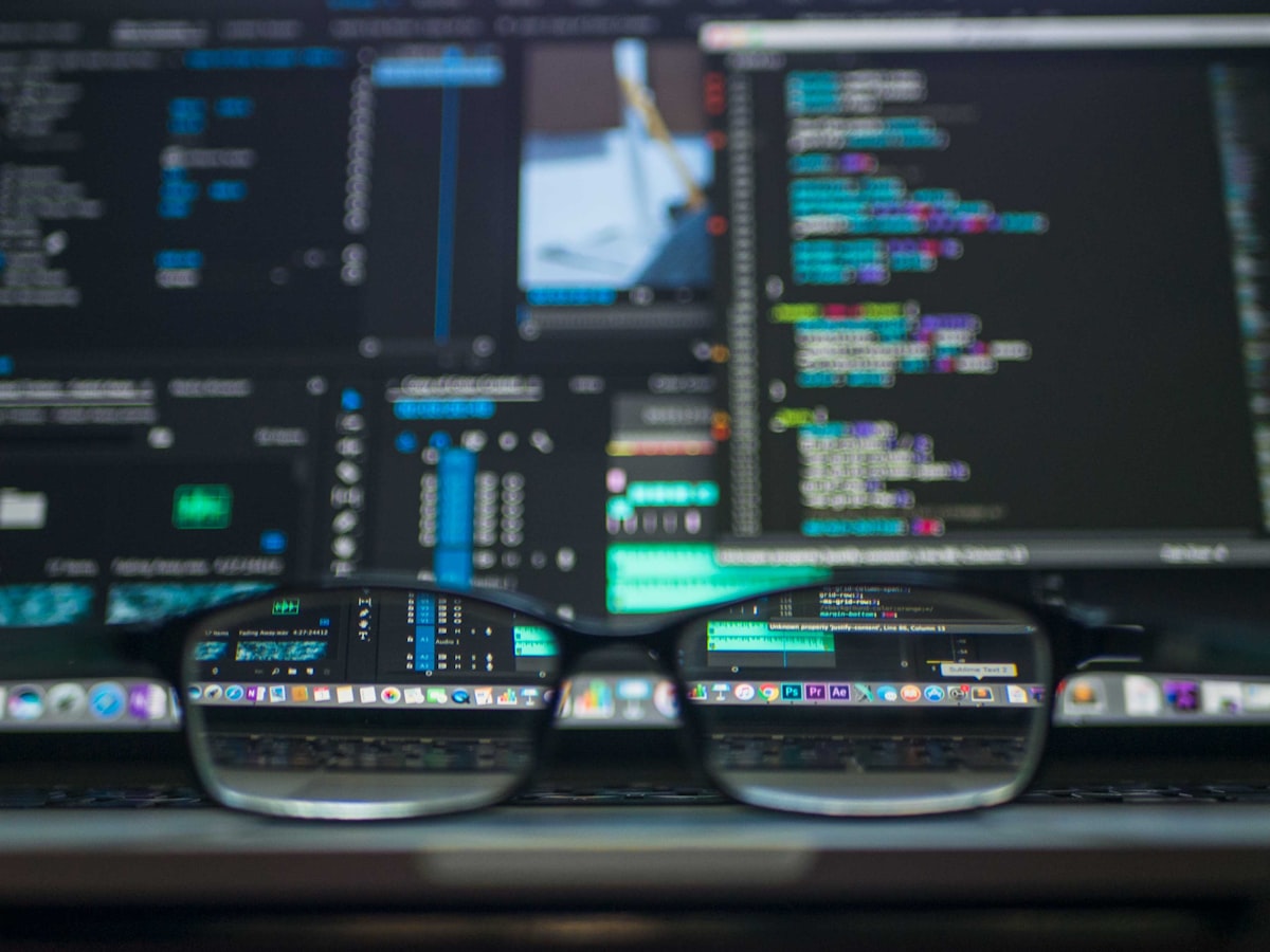 Security operations center monitoring website threats and vulnerabilities